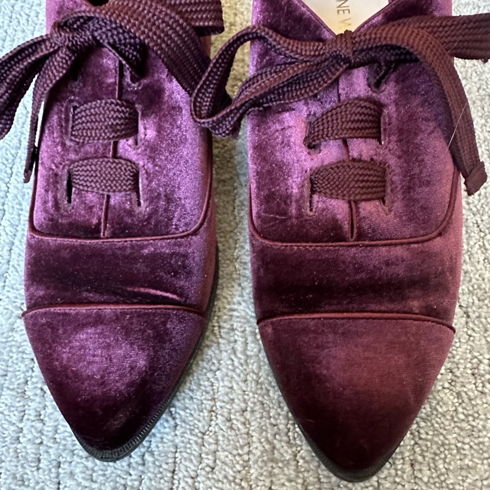 Nine West Burgundy Velvet Oxfords Size 9.5 - Picture 5 of 13